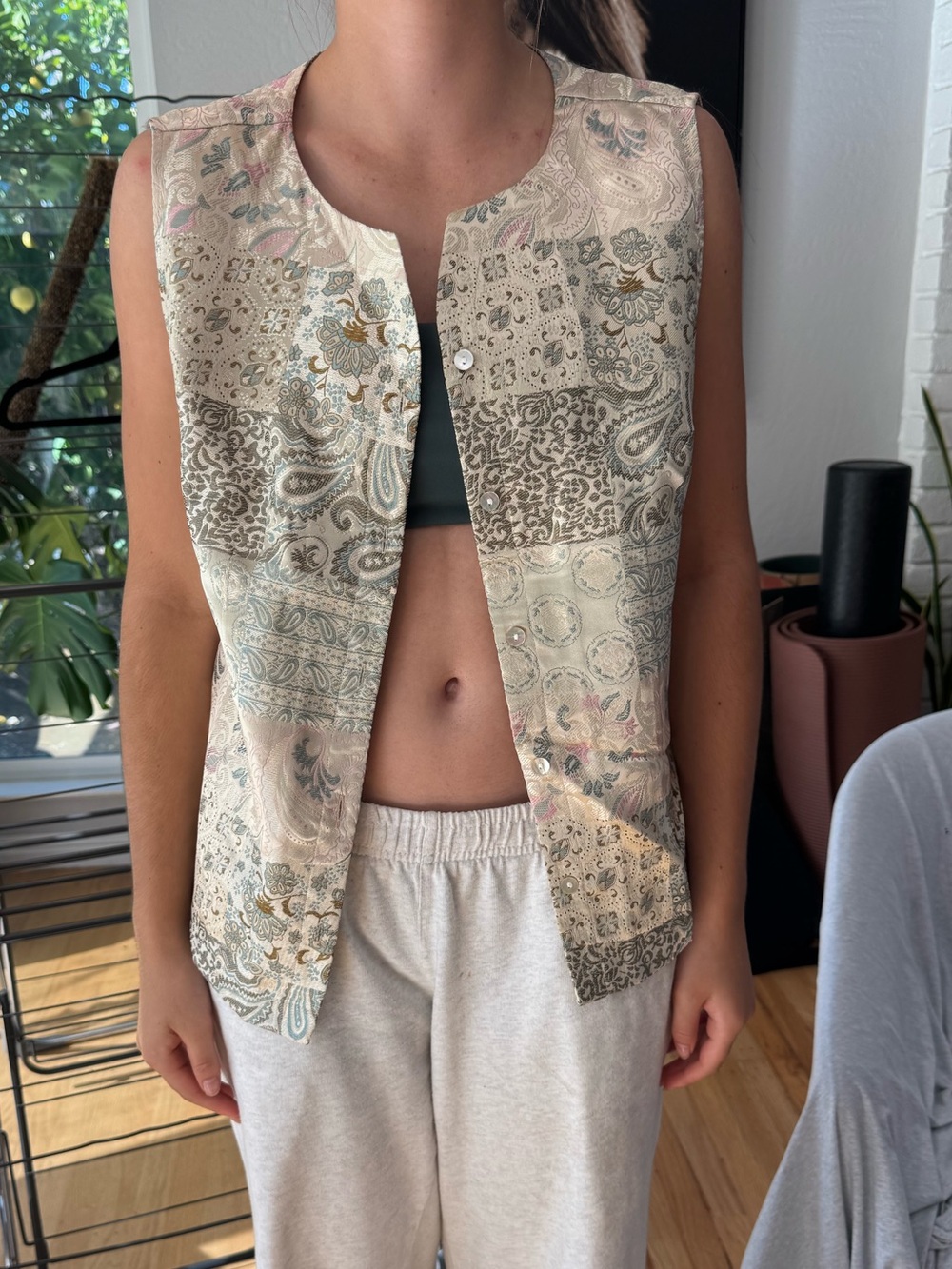 Sleeveless Patchwork Silky Paisley Button-Front Top in Cream